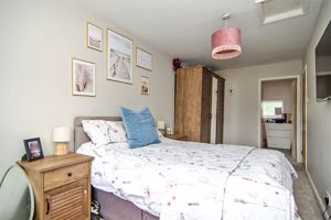 Photo 25- click for photo gallery